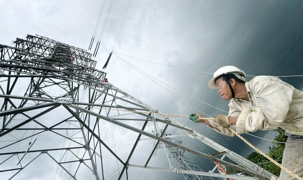 vna_potal_nuoc_rut_tren_cong_truong_thi_cong_duong_day_500kv_mach_3_7541767.jpg