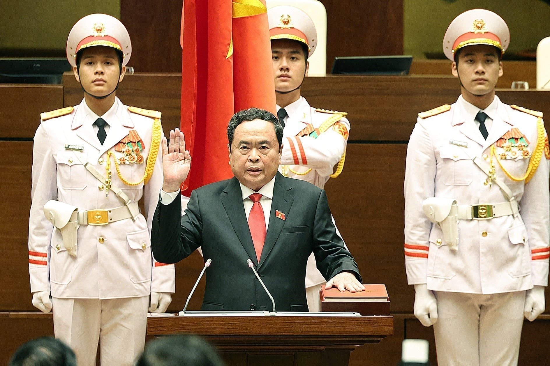 vna_potal_10_su_kien_noi_bat_cua_viet_nam_nam_2024_do_ttxvn_binh_chon-su_kien_2_kien_toan_cac_chuc_danh_lanh_dao_chu_chot_7774232.jpg