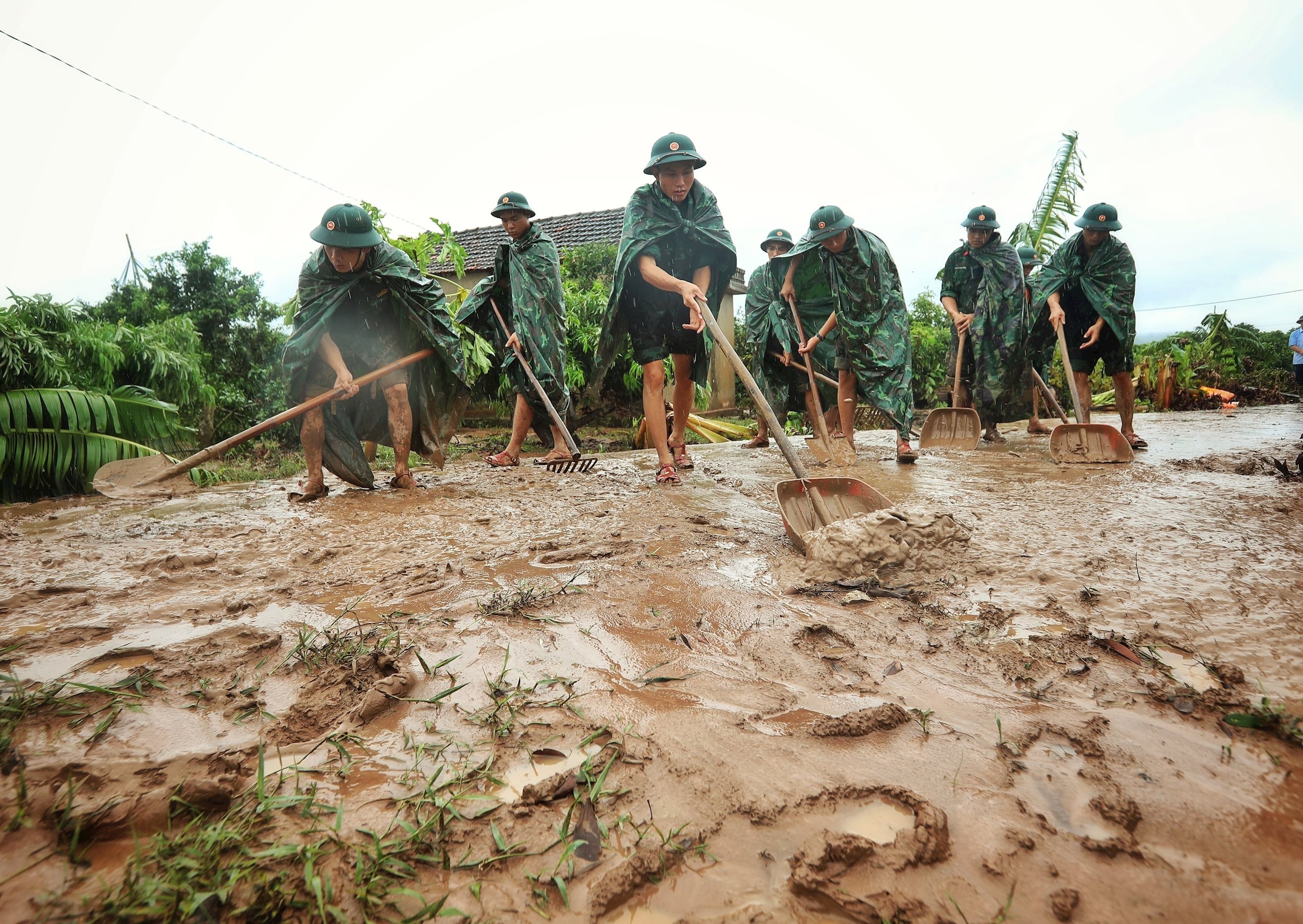 vna_potal__10_su_kien_noi_bat_cua_viet_nam_nam_2024_do_ttxvn_binh_chon-su_kien_6_sieu_bao_yagi_lam_345_nguoi_chet_mat_tich_7774165.jpeg