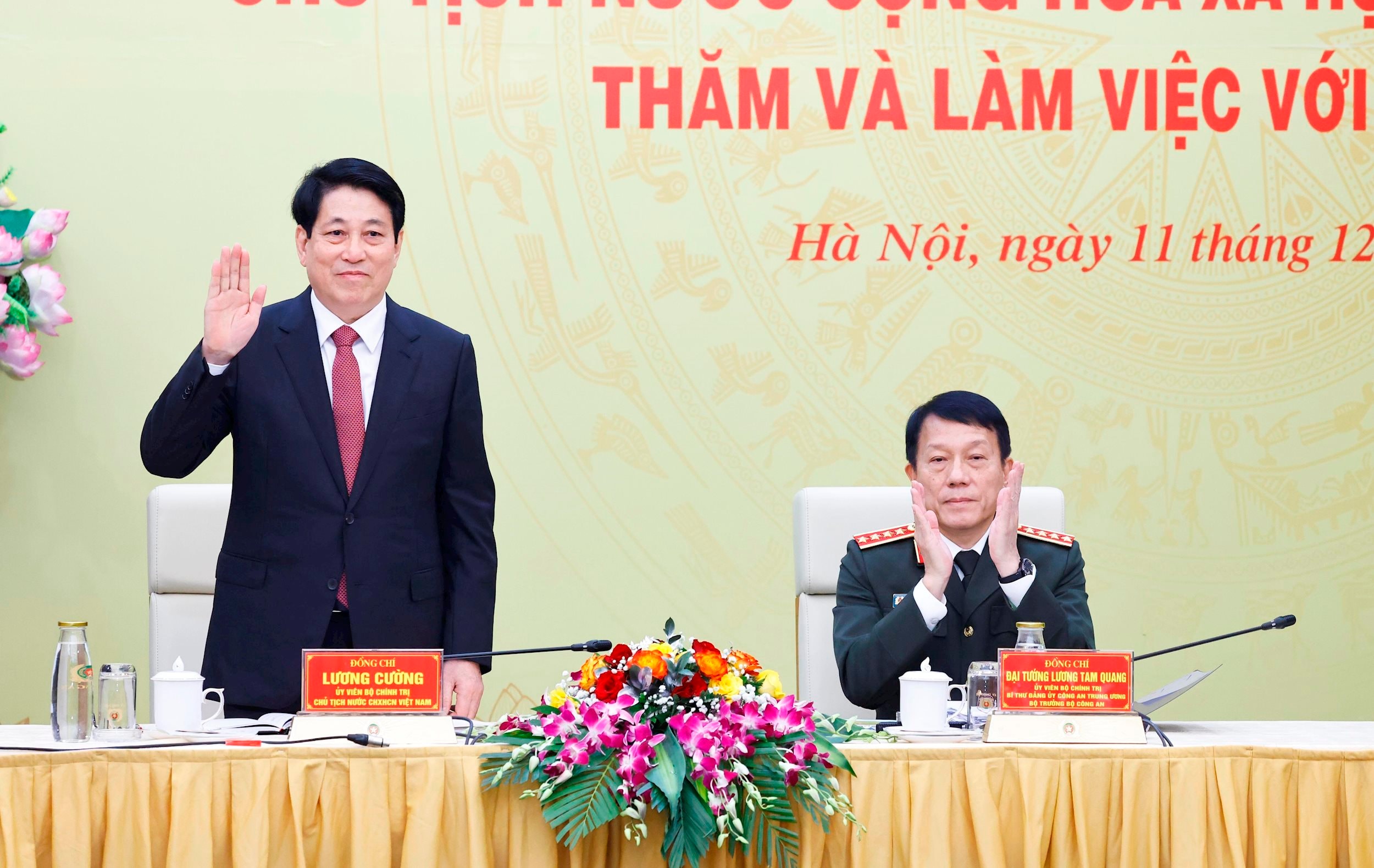 vna_potal_chu_tich_nuoc_luong_cuong_lam_viec_voi_bo_cong_an_7749840.jpg