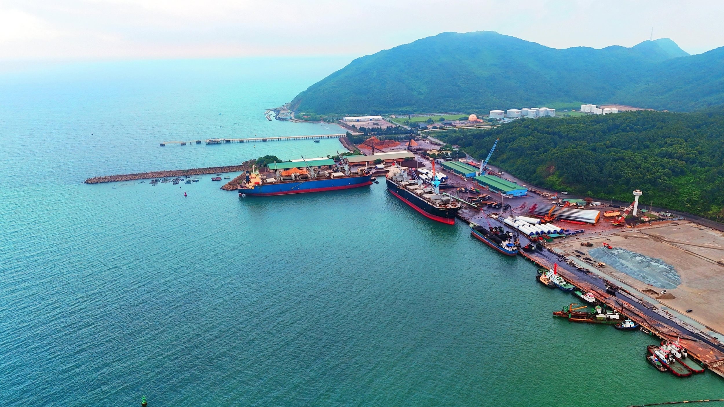 vna_potal_ha_tinh_khai_thac_loi_the_phat_trien_logistics_cang_bien__7667862.jpg