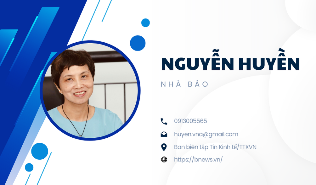 white-and-blue-simple-business-card.png