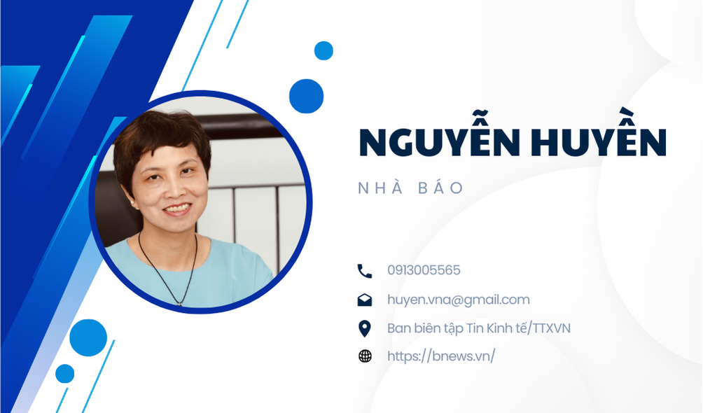 white-and-blue-simple-business-card-20250113172349.png