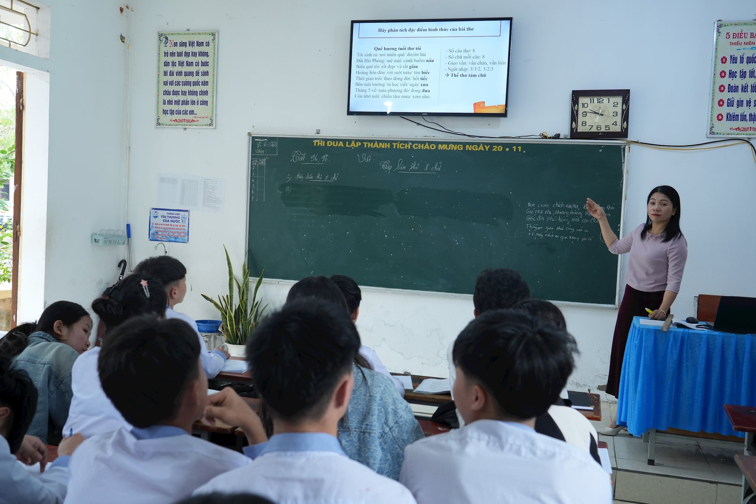 vna_potal_mien_hoc_phi_cho_hoc_sinh_cong_lap_them_co_hoi_dau_tu_cho_chat_luong_giao_duc_7885456.jpg
