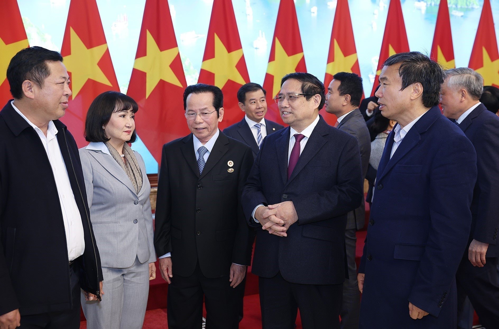 vna_potal_hoi_nghi_thuong_truc_chinh_phu_gap_go_doanh_nghiep_7848218(1).jpg
