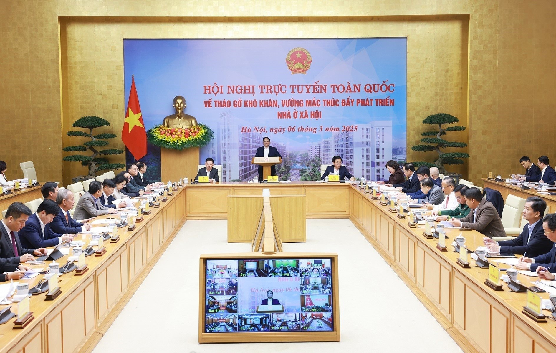 vna_potal_thu_tuong_chu_tri_hoi_nghi_toan_quoc_thuc_day_phat_trien_nha_o_xa_hoi_7892634.jpg