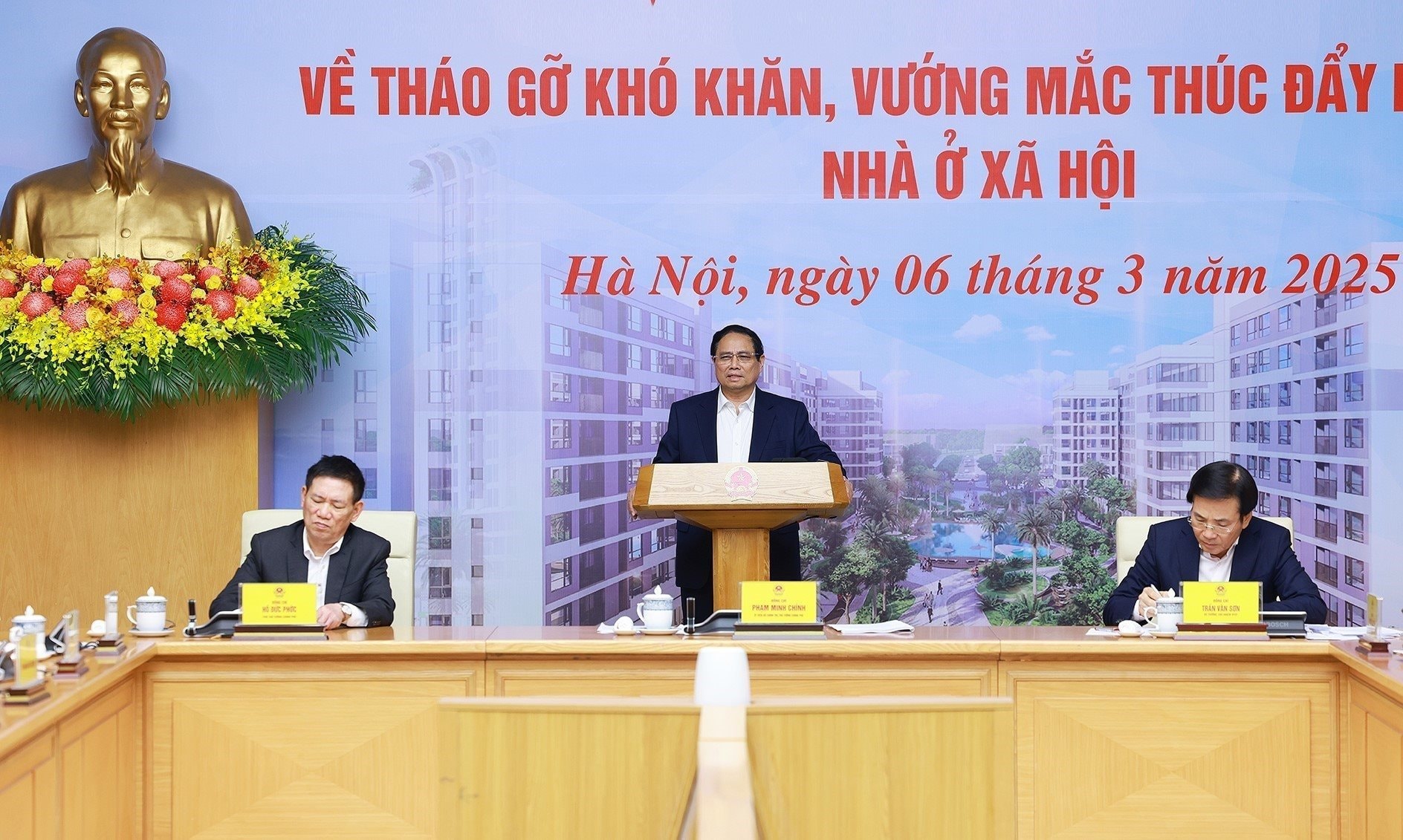 vna_potal_thu_tuong_chu_tri_hoi_nghi_toan_quoc_thuc_day_phat_trien_nha_o_xa_hoi_7893301.jpg