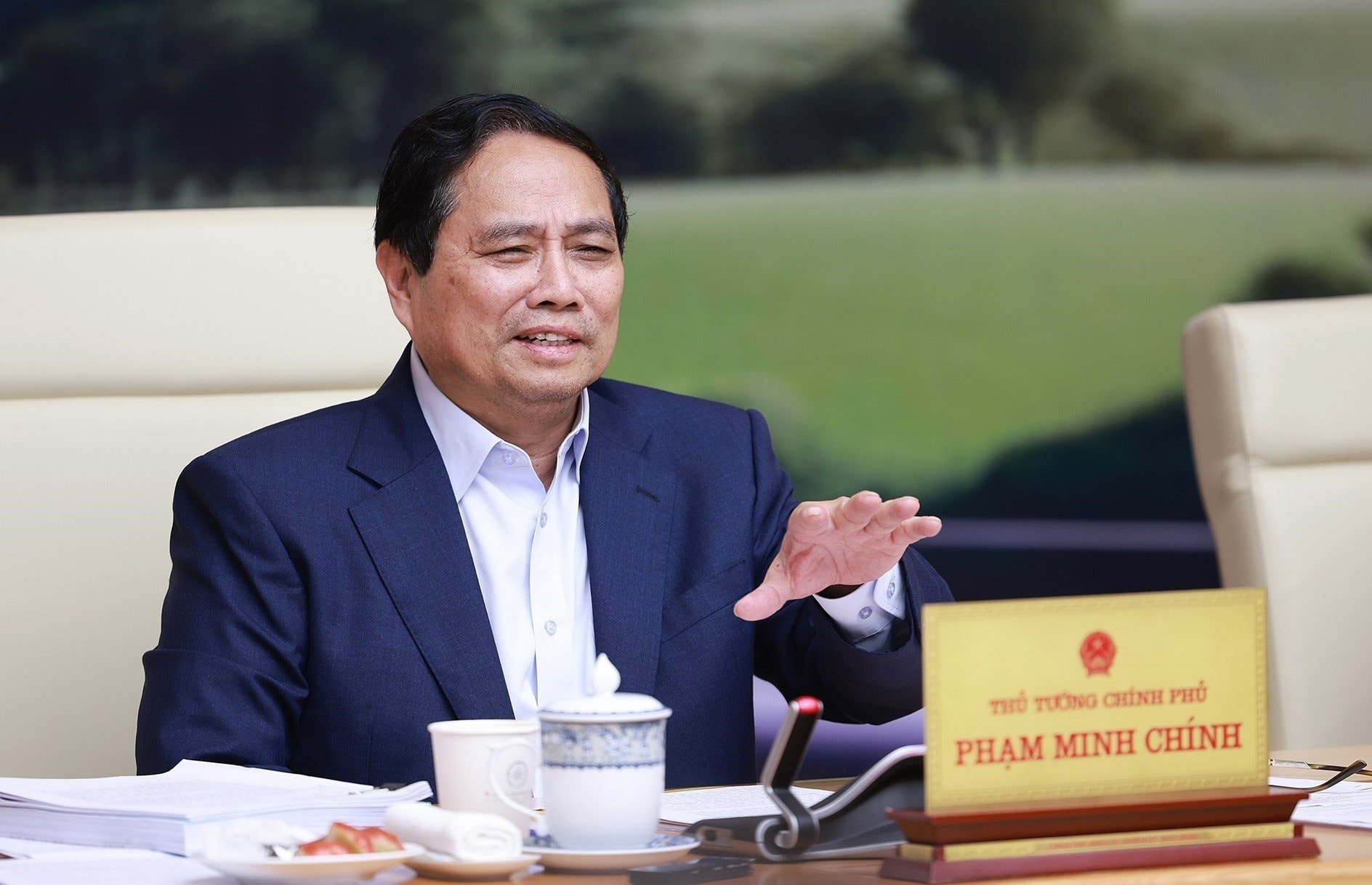 vna_potal_thu_tuong_chu_tri_phien_hop_thu_ba_cua_bcd_cac_cong_trinh_trong_diem_du_an_quan_trong_quoc_gia_linh_vuc_duong_sat_8138667.jpeg