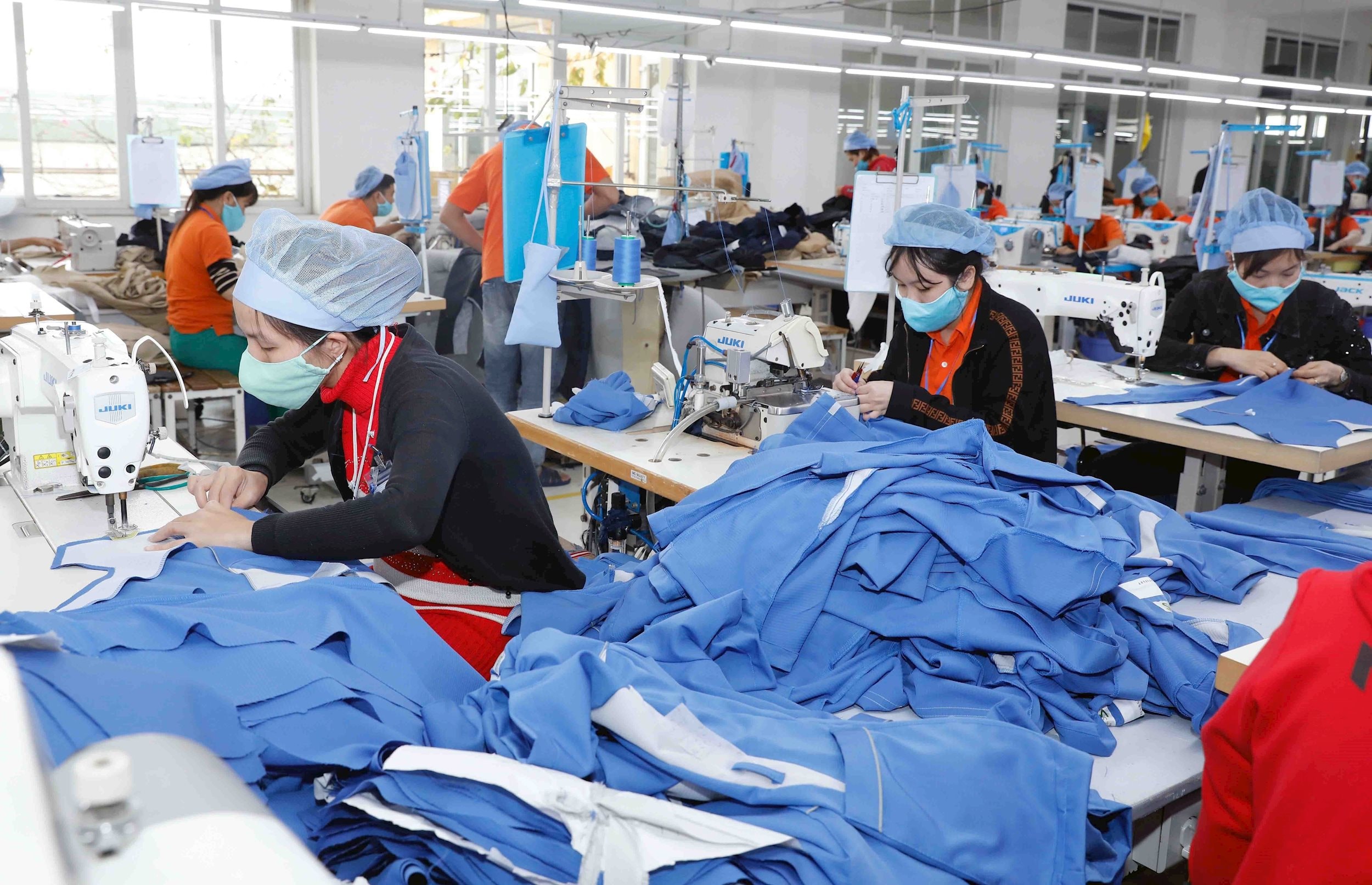 vna_potal_kim_ngach_xuat_khau_hang_det_may_dat_44_ty_usd_7758572.jpg