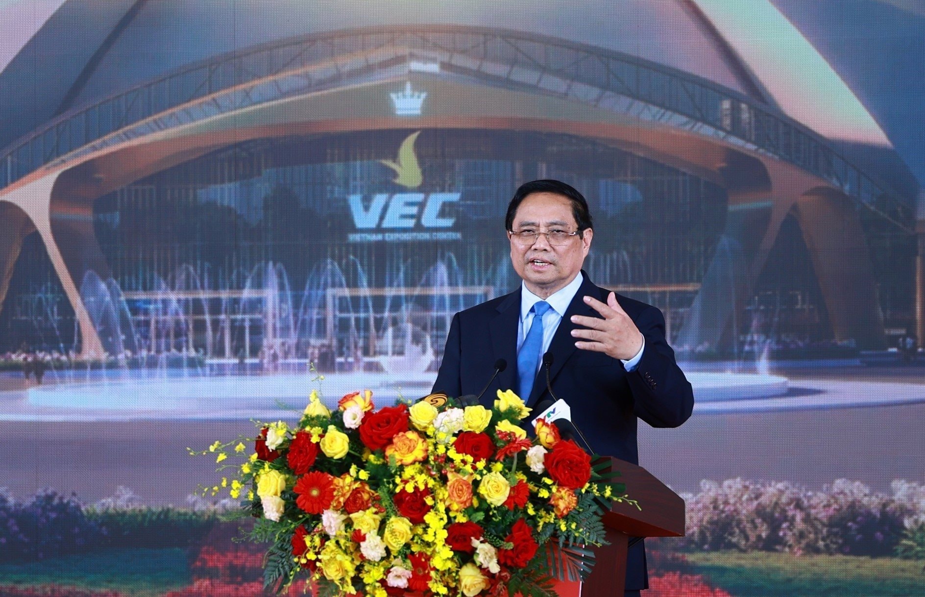 vna_potal_tong_bi_thu_va_thu_tuong_du_le_khanh_thanh_khoi_cong_cac_du_an_cong_trinh_chao_mung_80_nam_quoc_khanh_29_8220071.jpg