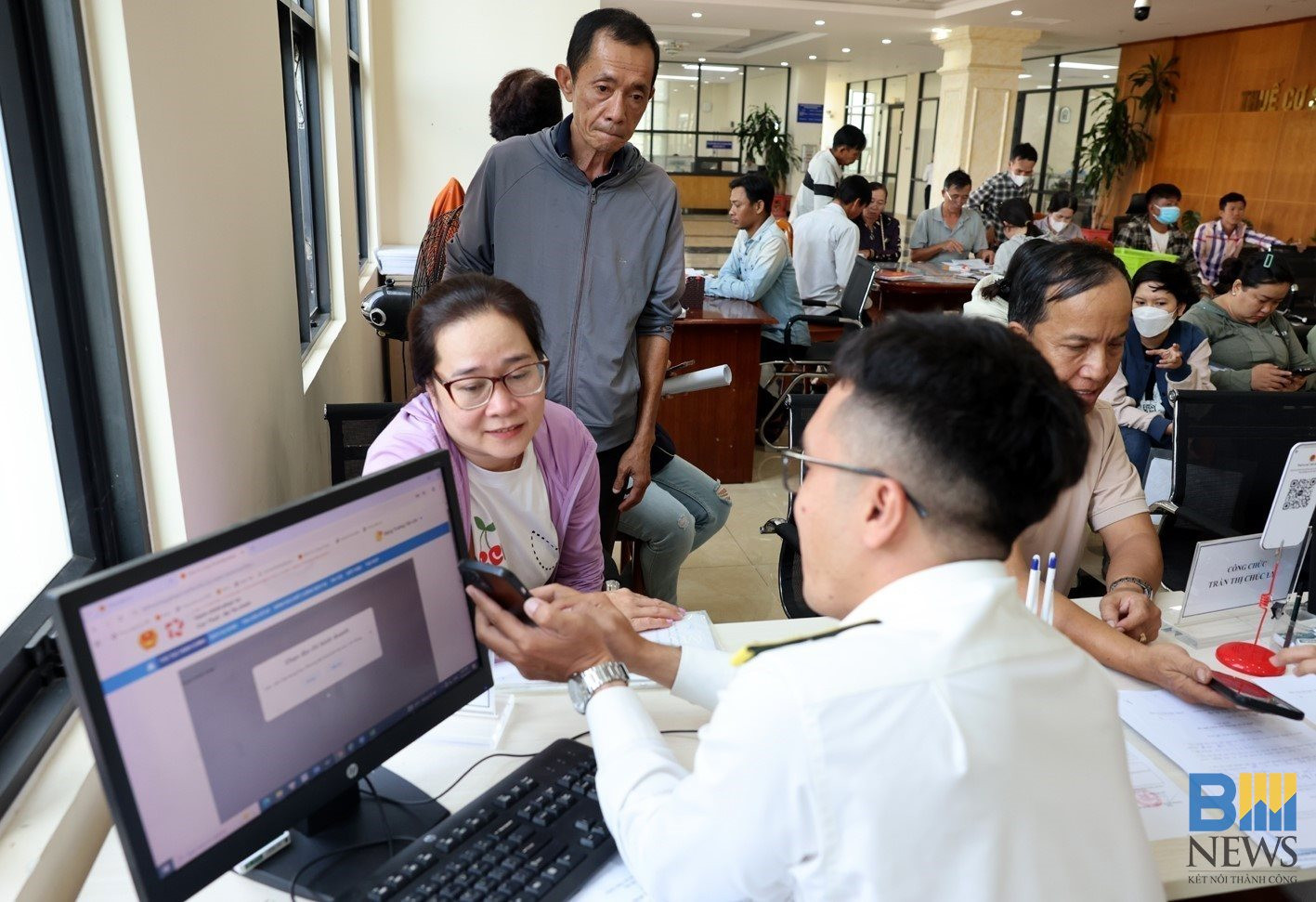 vna_potal_cuc_thue_mo_dot_cao_diem_15_ngay_ho_tro_ca_nhan_ho_kinh_doanh_ke_khai_thue_theo_nghi_dinh_68_8630452(1).jpg