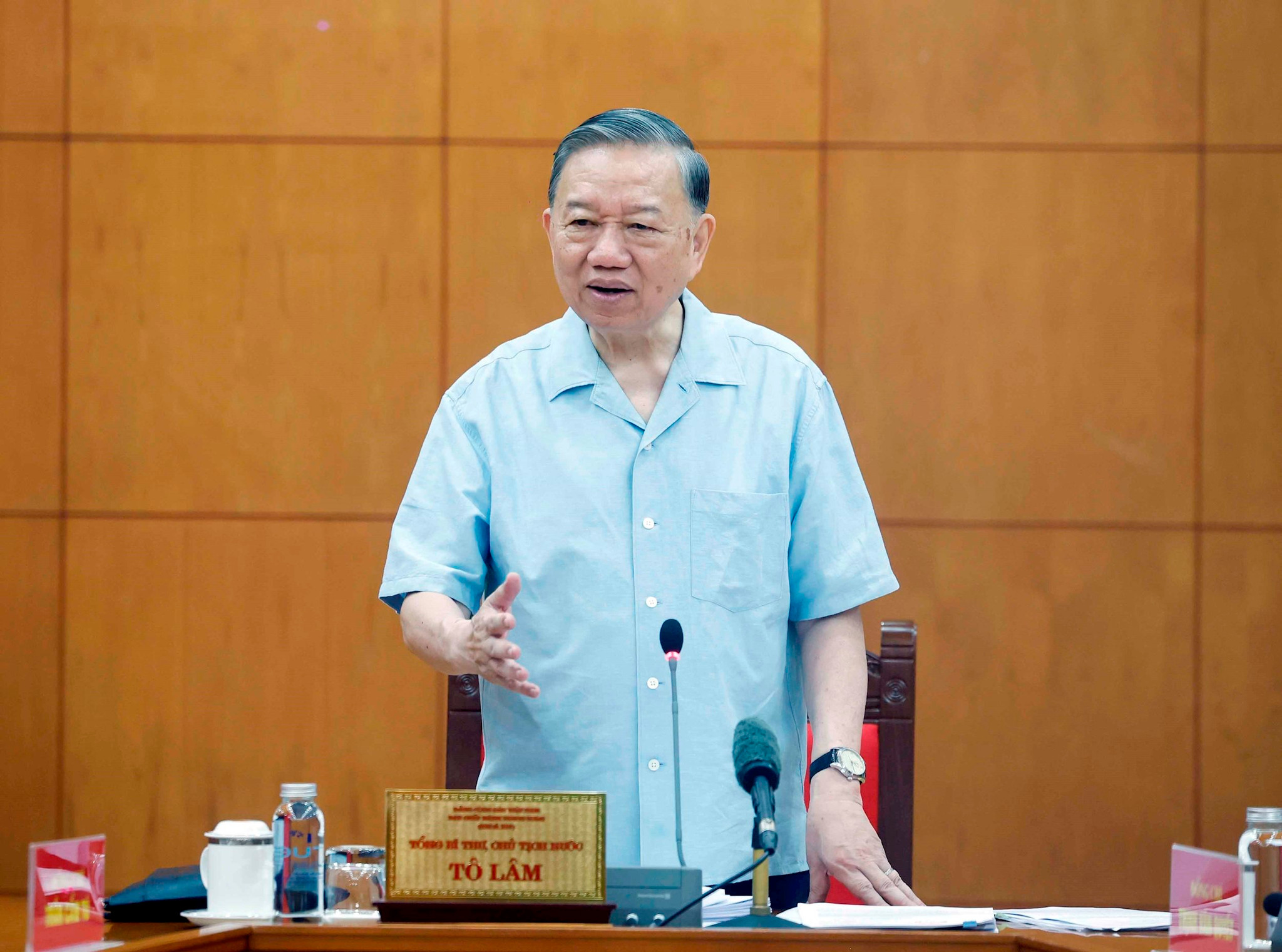 vna_potal_tong_bi_thu_chu_tich_nuoc_to_lam_chu_tri_buoi_lam_viec_danh_gia_nguon_luc_phat_trien_dat_nuoc_gan_voi_thuc_hien_muc_tieu_phan_dau_tang_truon_8773321.jpg