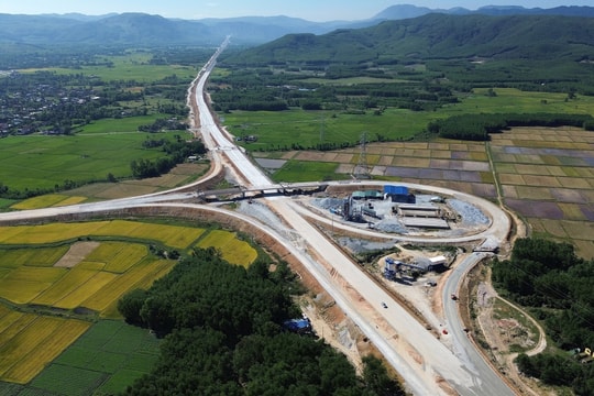 Việt Nam bước vào chu kỳ tăng trưởng mới từ vị thế vững chắc